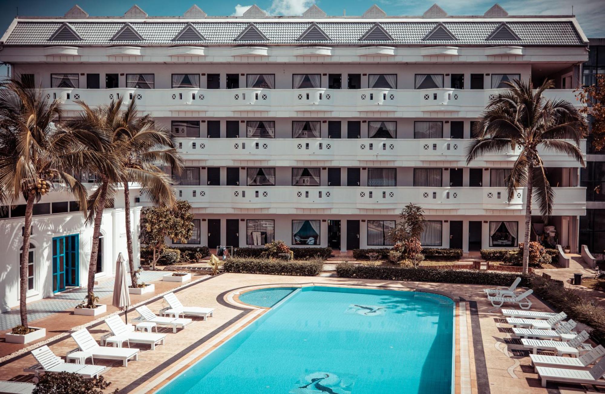 Blue Carina Hotel Phuket Ngoại thất bức ảnh