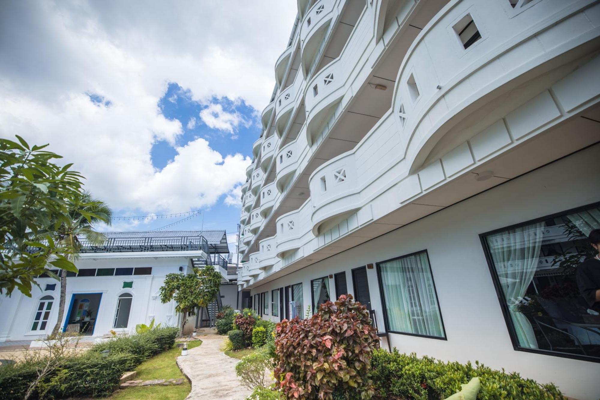Blue Carina Hotel Phuket Ngoại thất bức ảnh