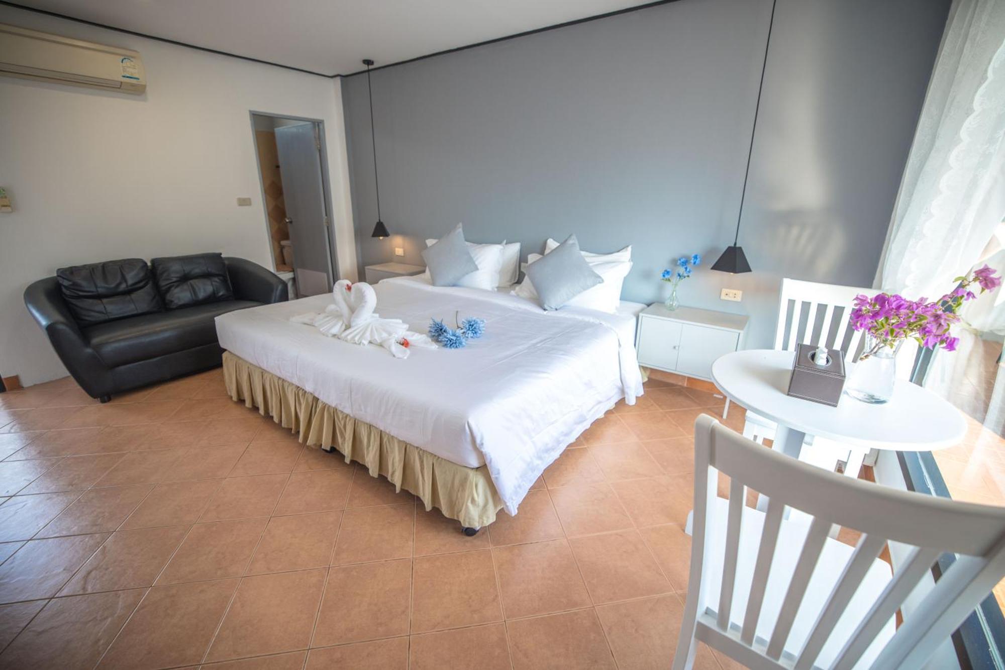 Blue Carina Hotel Phuket Ngoại thất bức ảnh