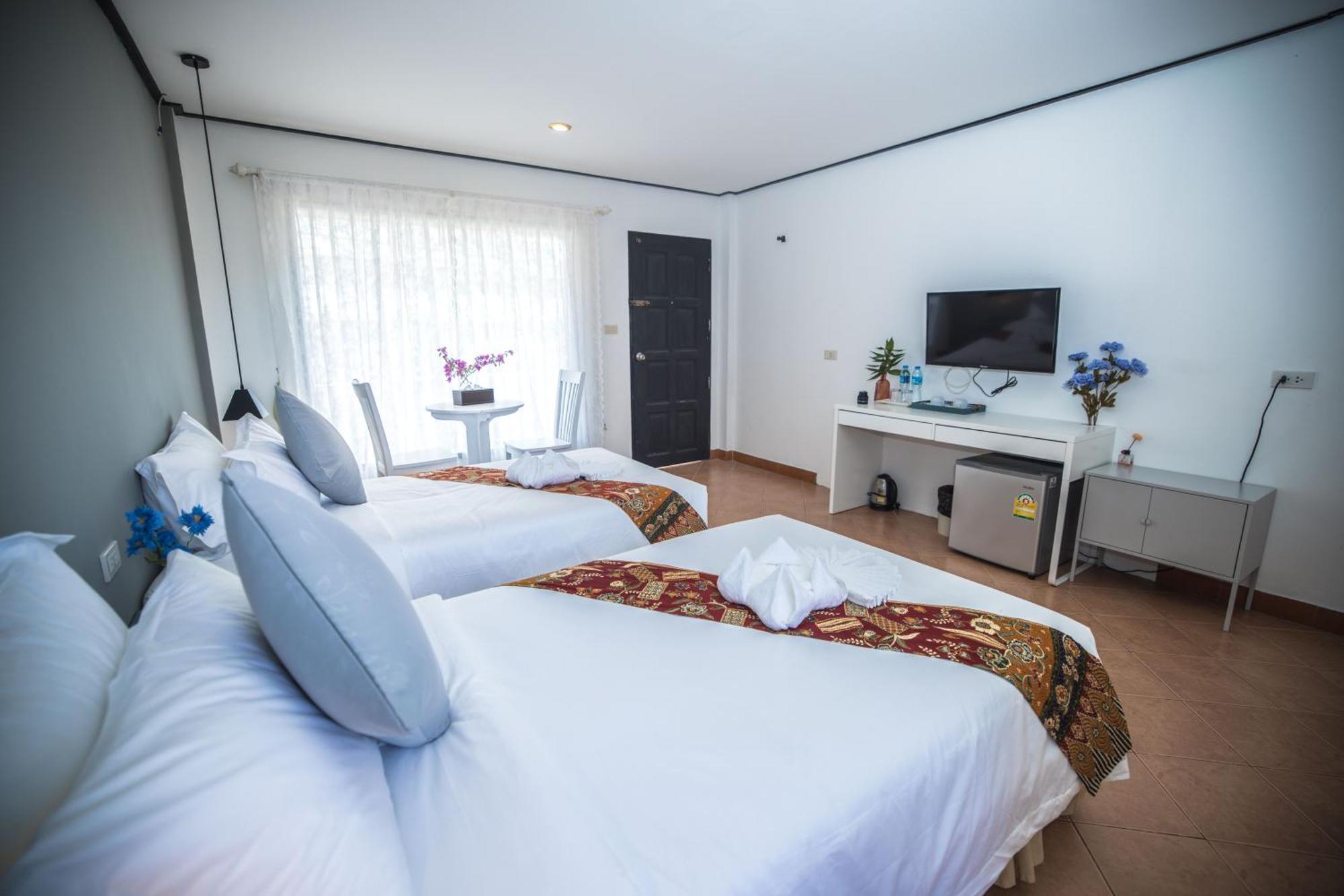 Blue Carina Hotel Phuket Ngoại thất bức ảnh
