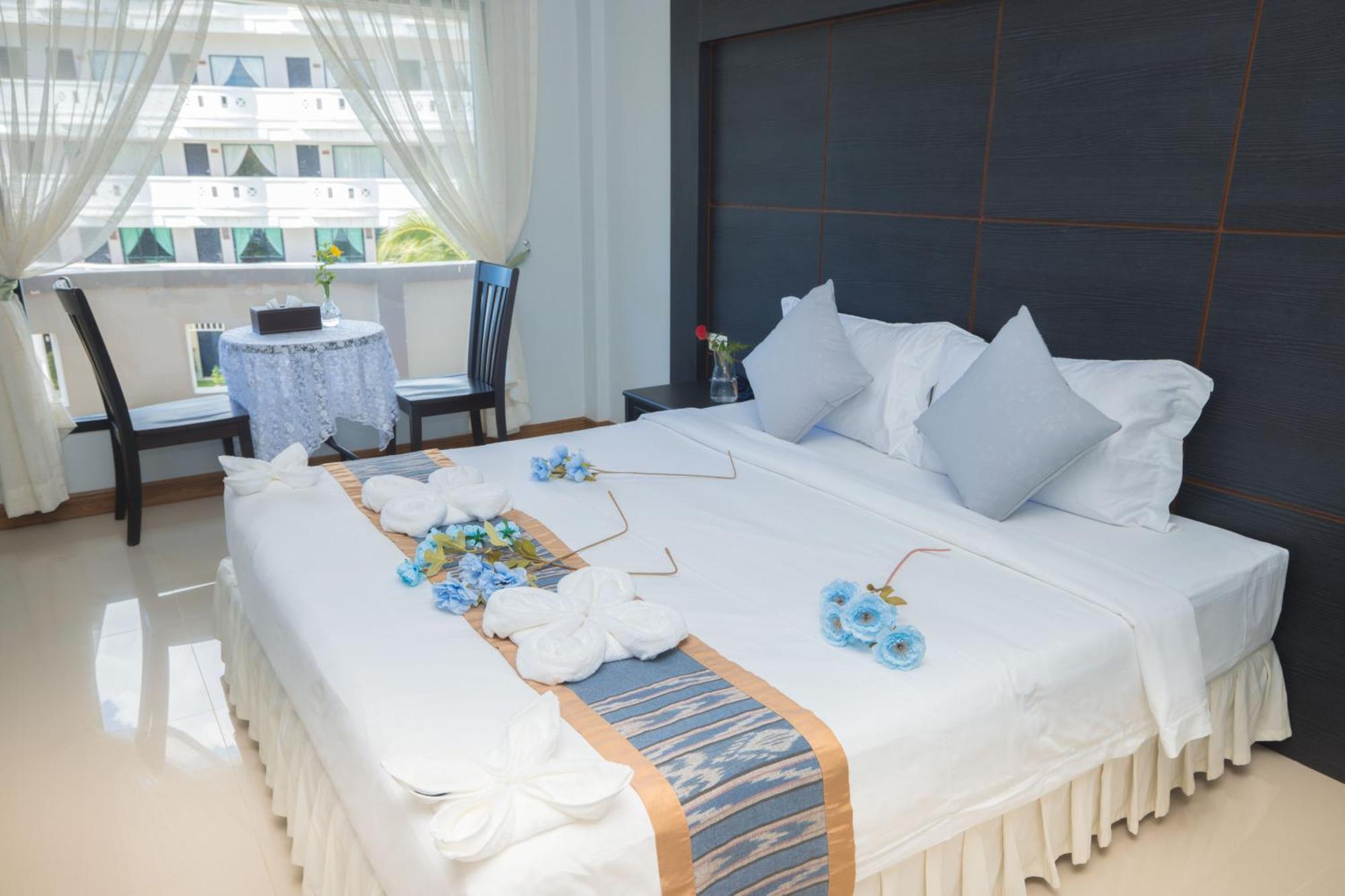 Blue Carina Hotel Phuket Ngoại thất bức ảnh